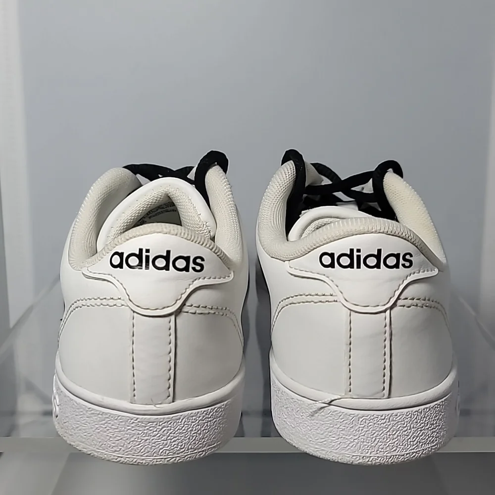 Adidas baseline AW4299 mens sz5 white with black stripes